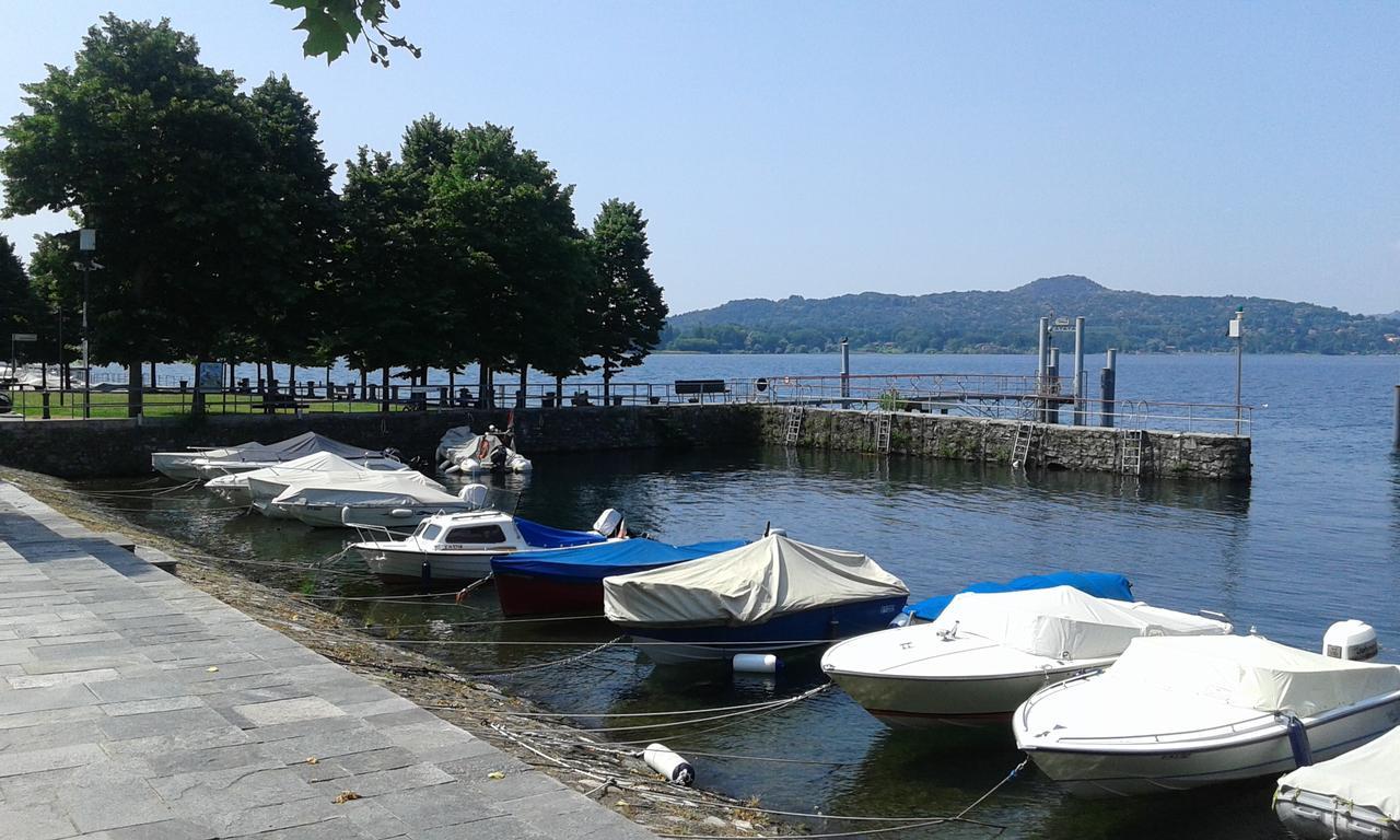 Cristal Lake Affittacamere Ispra Exterior foto